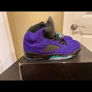 Used pair of Air Jordan 5 Alternate Grape